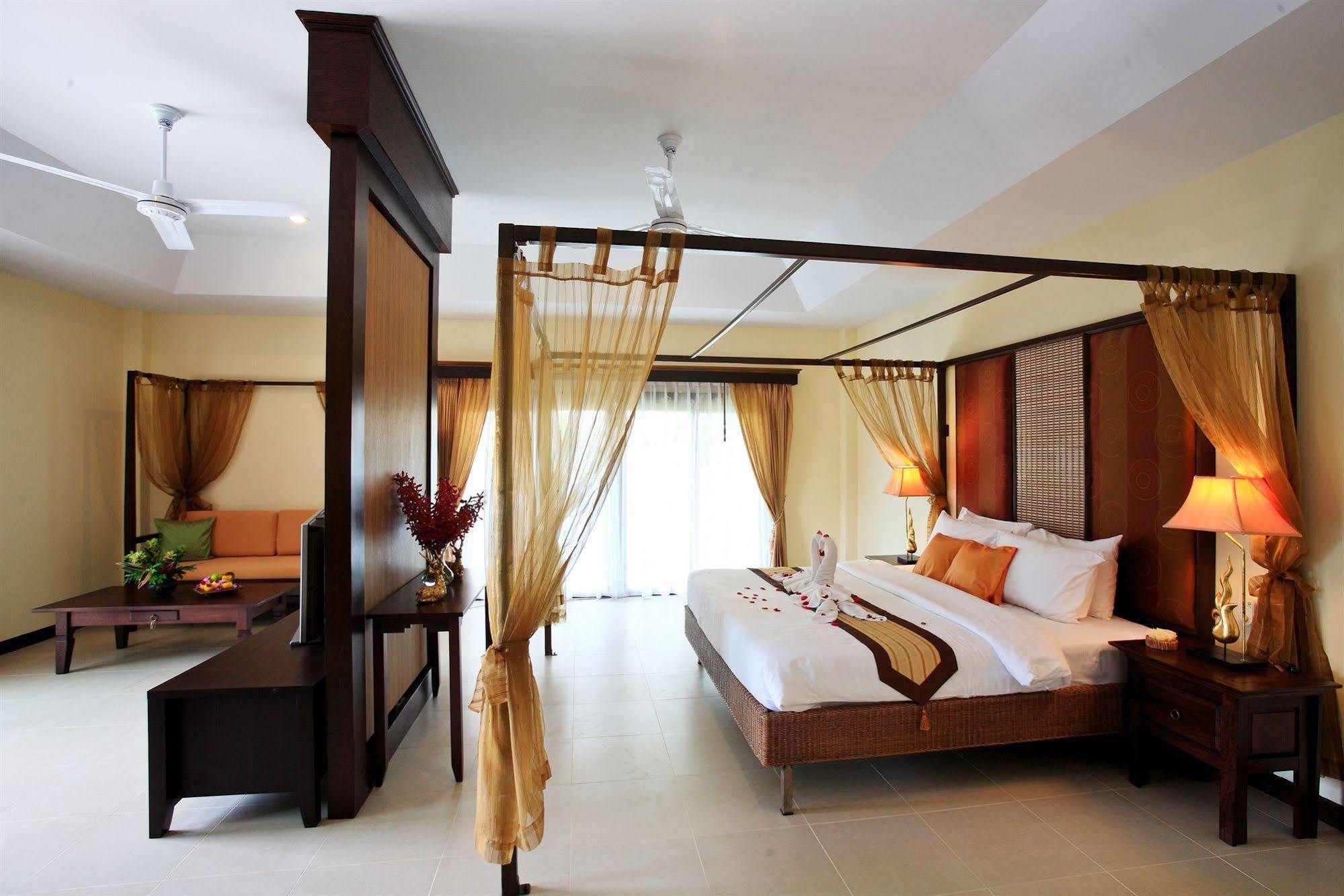 Thai Thani Pool Villa Resort Jomtien Beach Esterno foto