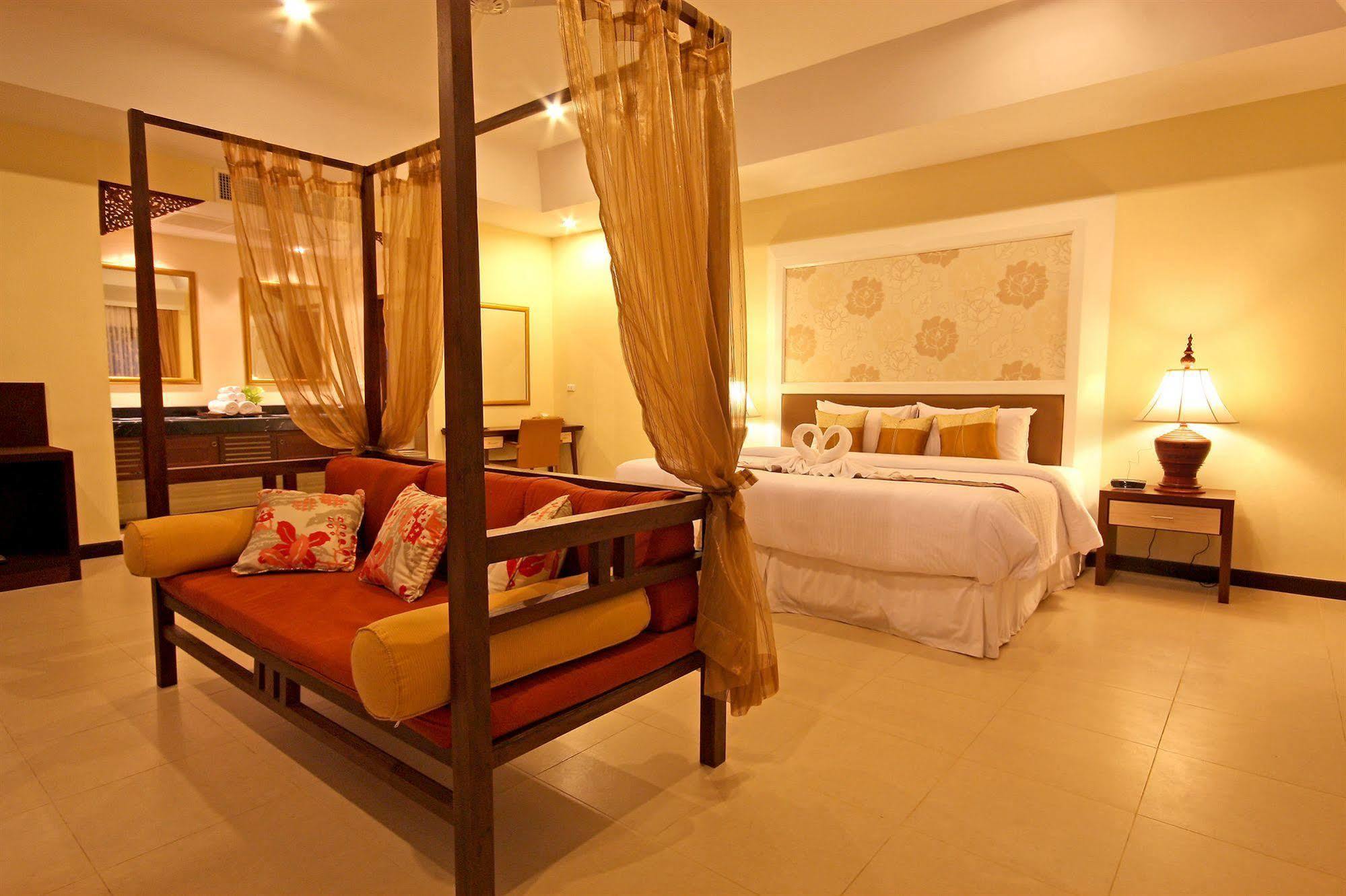 Thai Thani Pool Villa Resort Jomtien Beach Esterno foto
