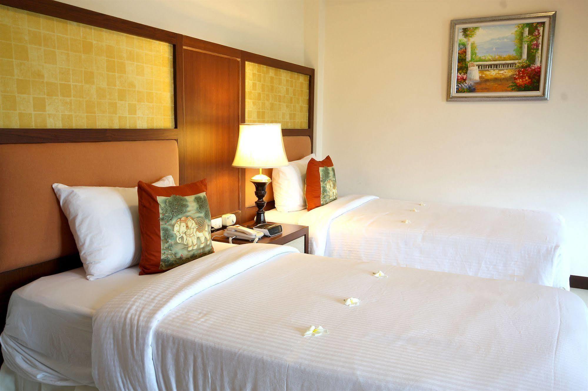 Thai Thani Pool Villa Resort Jomtien Beach Esterno foto